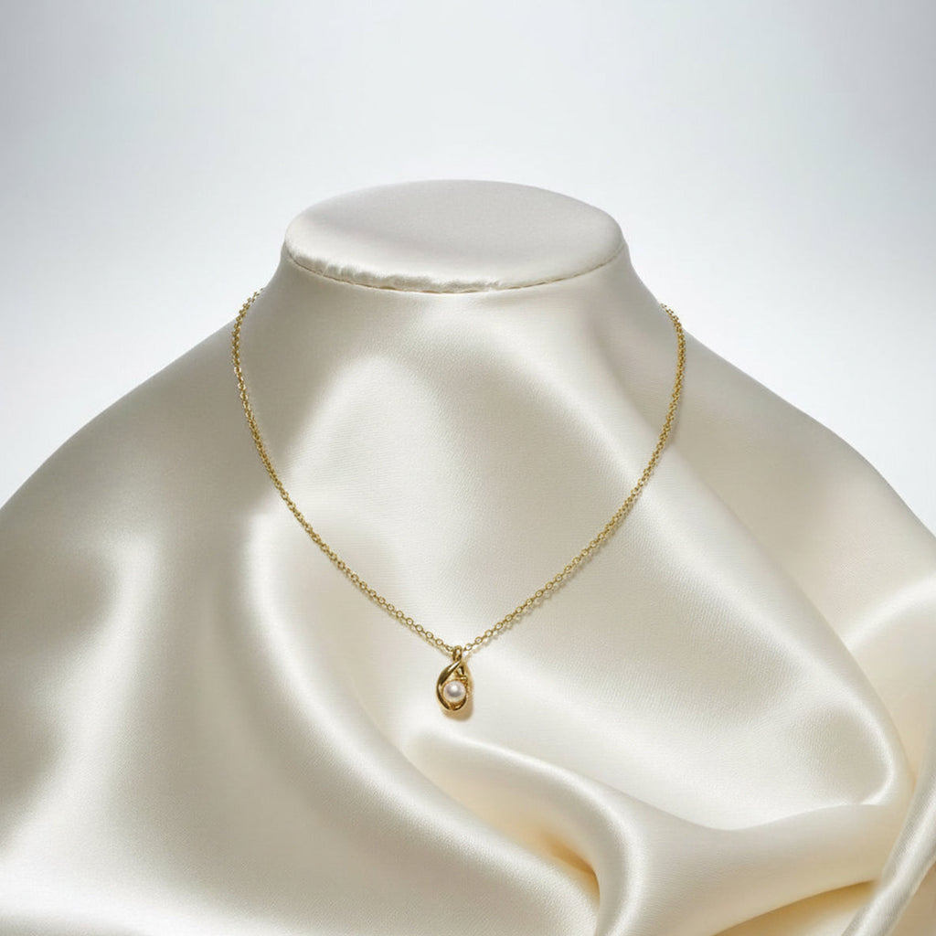 Anti Tarnish Pearl Charm Minimal Chain Necklace for Women